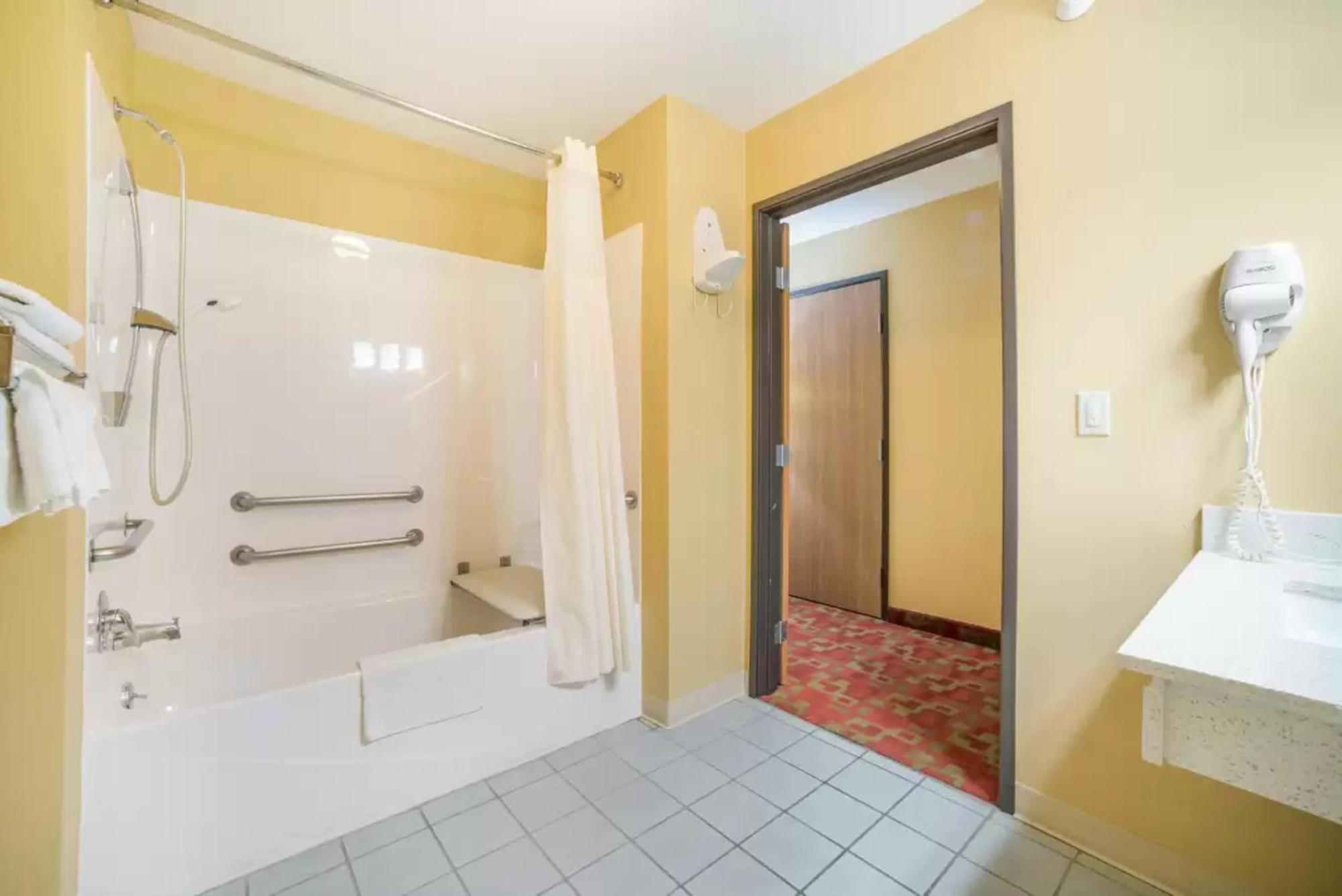 Quality Inn O'Fallon Il - St Louis Dış mekan fotoğraf
